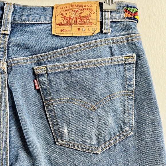 VTG 90's BUZZ 18 BEADED LEVI'S 501 Jeans Sz 10 Tribal Boho Cropped Length UNIQUE - Picture 5 of 10